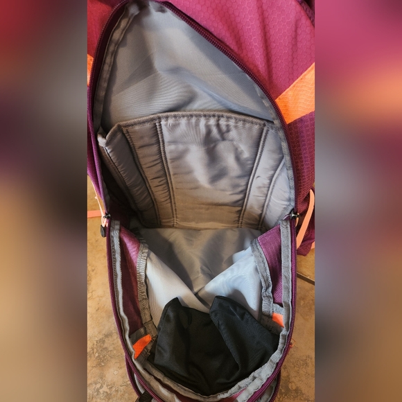 High Sierra Riprap Lifestyle Backpack - Picture 7 of 8